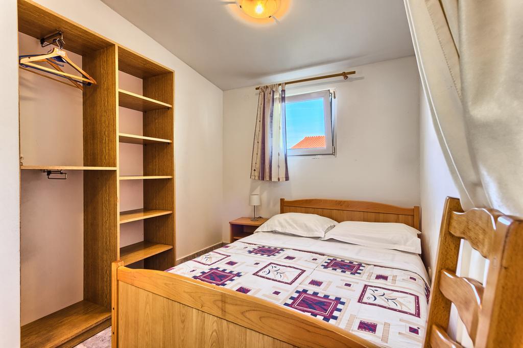 Apartments & Bungalows Ivanovic Kaštela Екстериор снимка