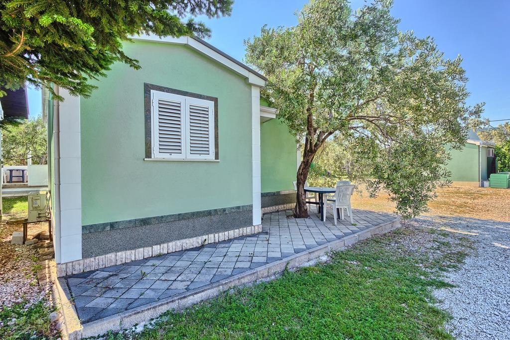 Apartments & Bungalows Ivanovic Kaštela Екстериор снимка