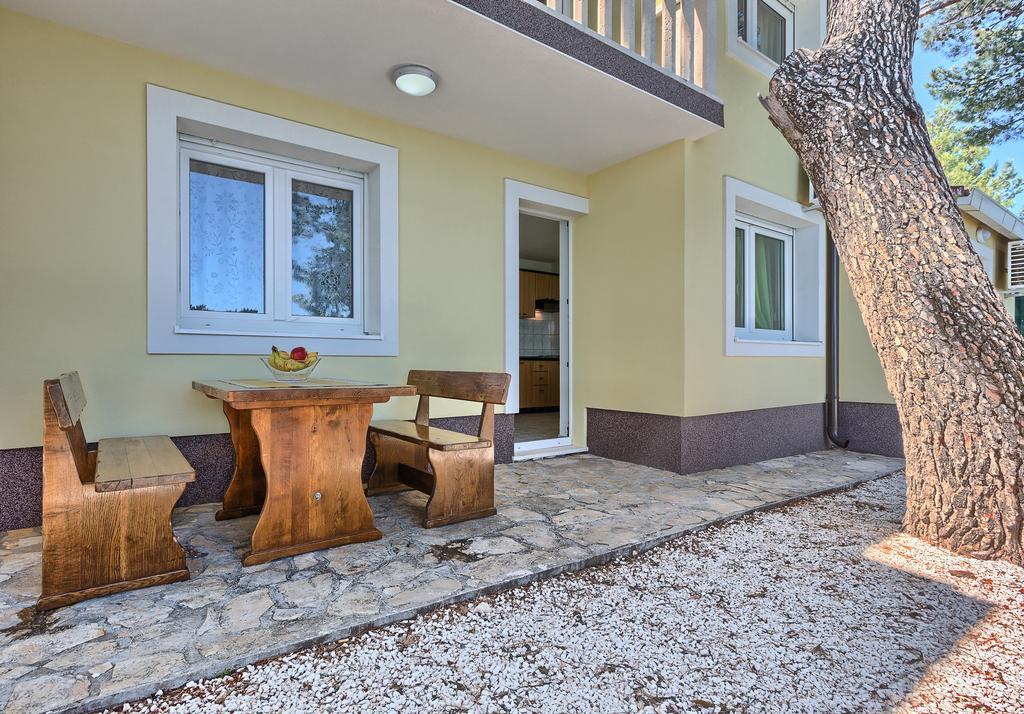 Apartments & Bungalows Ivanovic Kaštela Екстериор снимка