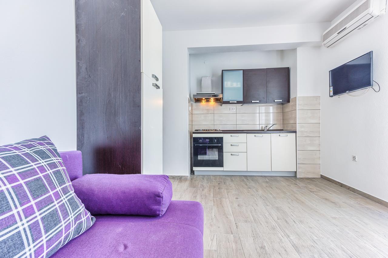 Apartments & Bungalows Ivanovic Kaštela Екстериор снимка