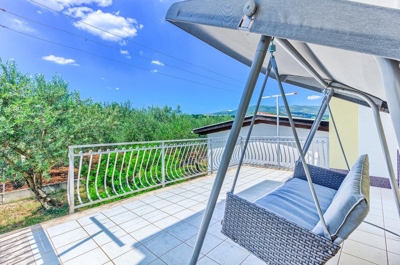 Apartments & Bungalows Ivanovic Kaštela Екстериор снимка